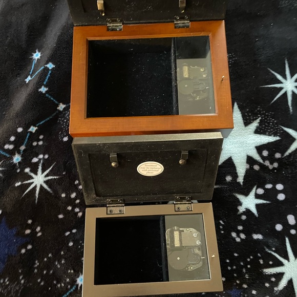 JEWELRY BOX/MUSIC BOX/PICTURE FRAM - Picture 7 of 7